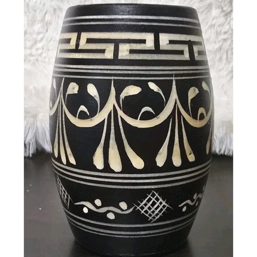 Collector's Saval Archangelos Rhodes Signed Vase Greek Folk Art Neutral 2x3 - Picture 5 of 5